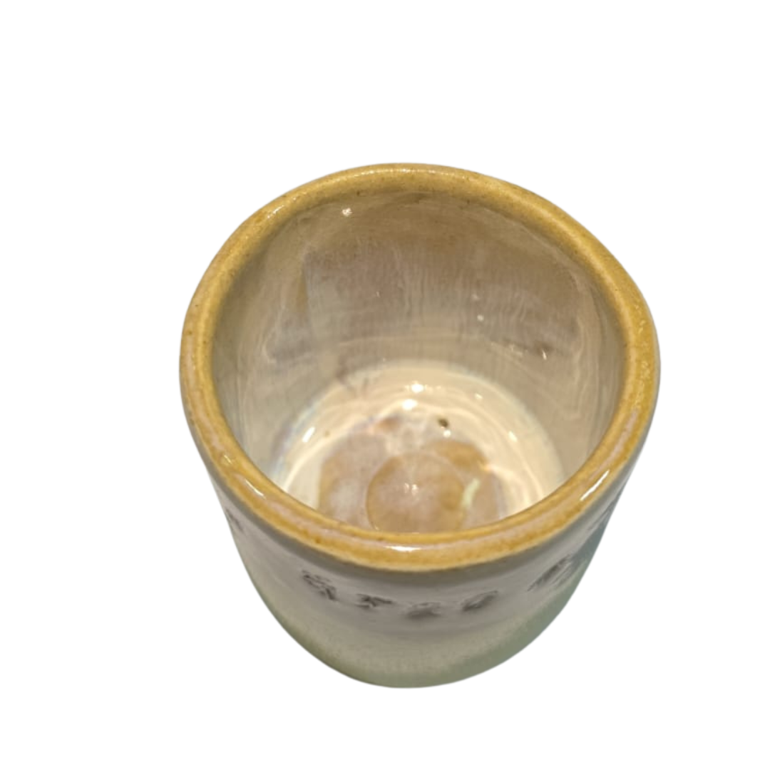 CJ COPO COM BANDEJA CERÂMICA ARTESANAL AMARELO/CREME - 100ML